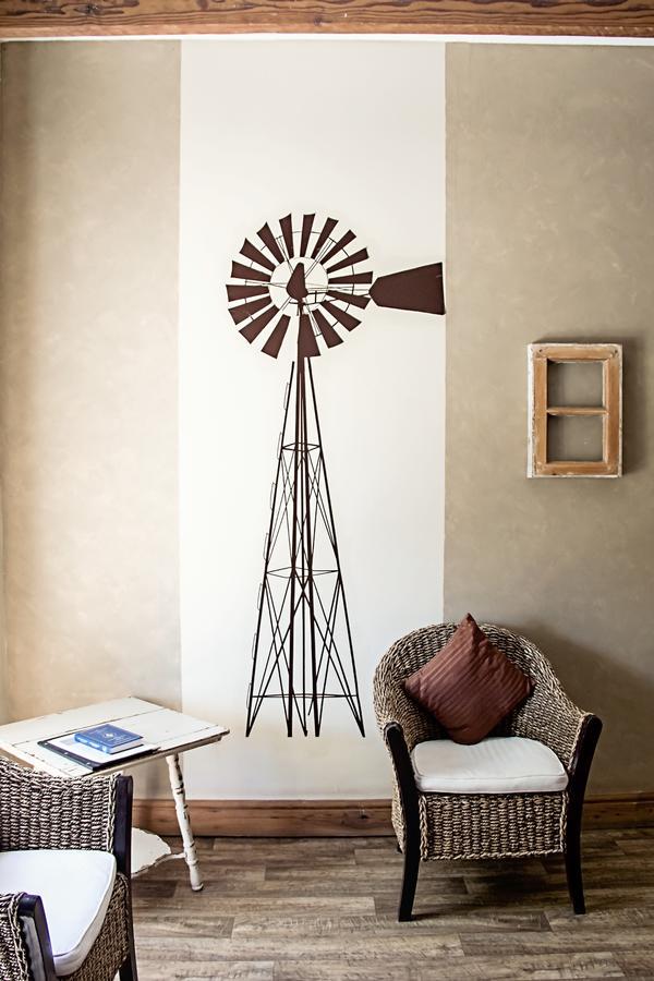 Cape Karoo Guesthouse Beaufort West Exterior photo