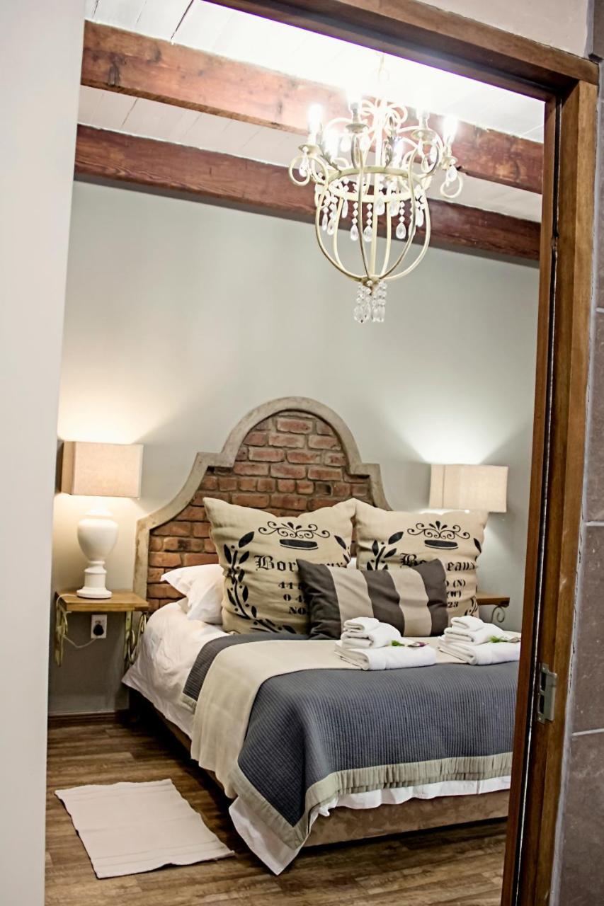 Cape Karoo Guesthouse Beaufort West Exterior photo